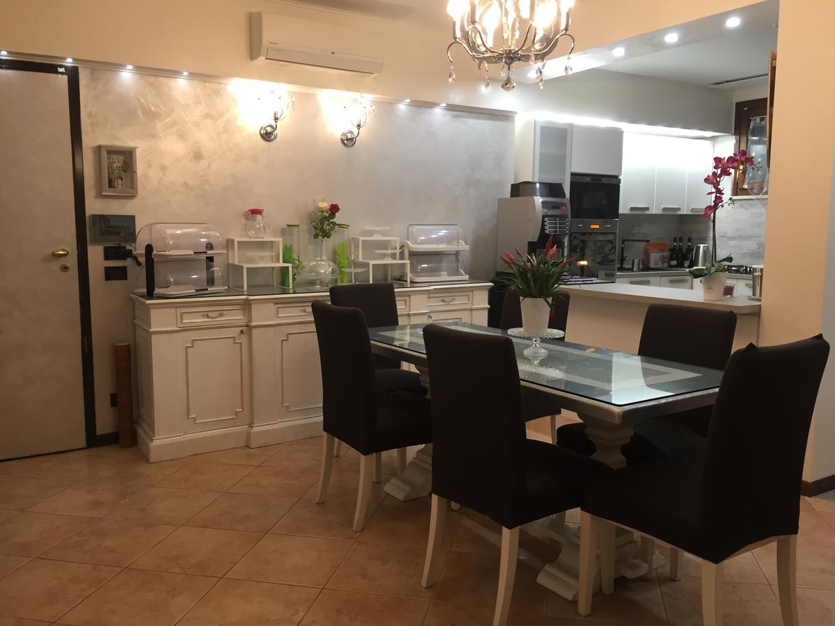 B&B Garda 4U Desenzano del Garda Eksteriør billede