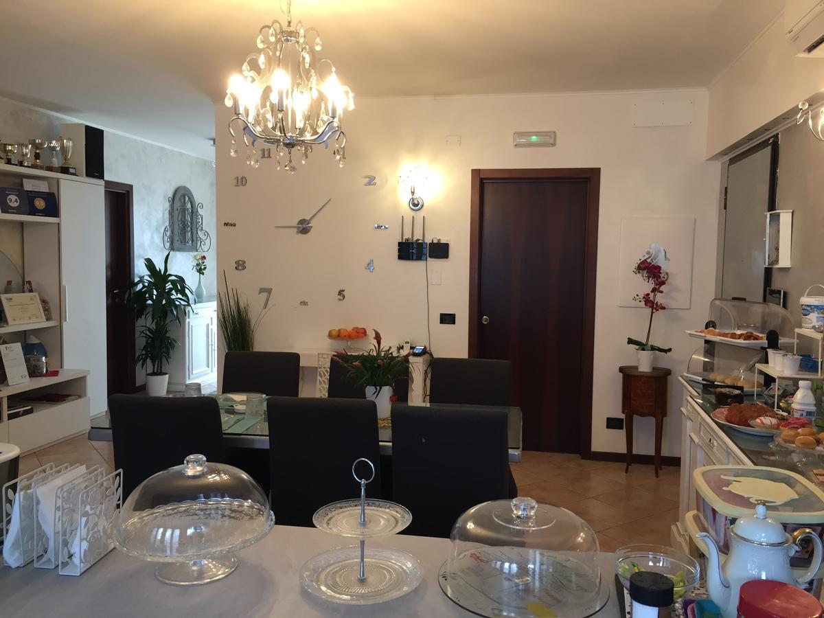 B&B Garda 4U Desenzano del Garda Eksteriør billede