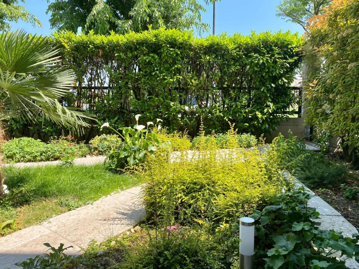 B&B Garda 4U Desenzano del Garda Eksteriør billede